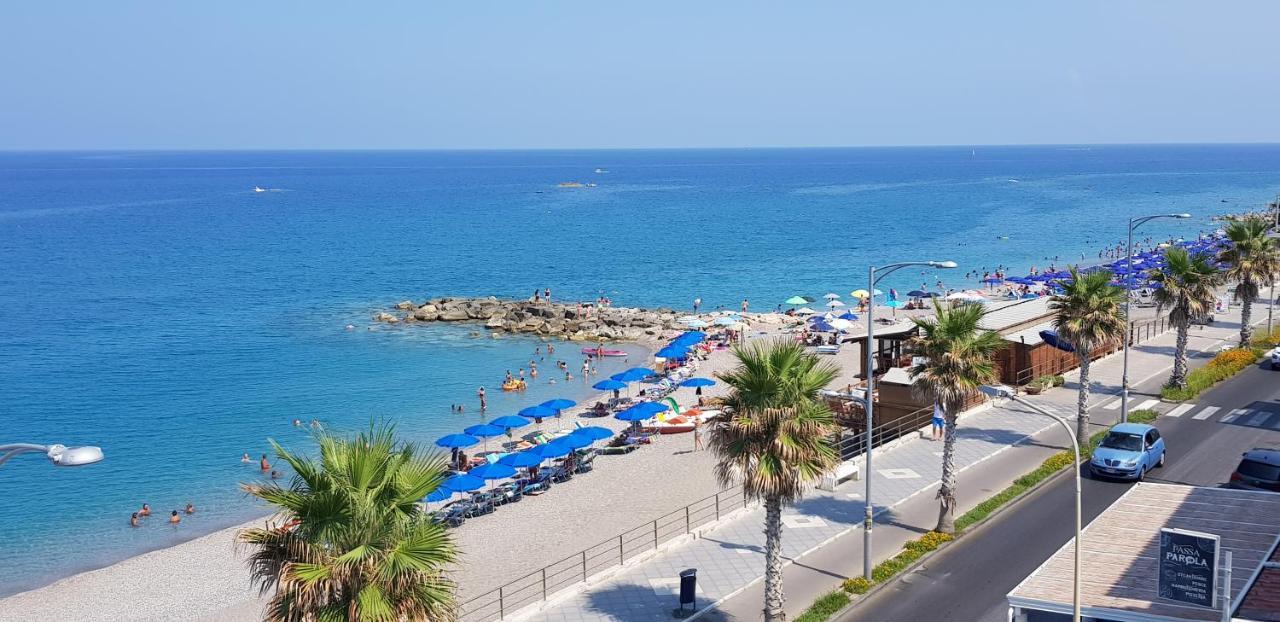 דירות Abbronzatissima Capo dʼOrlando מראה חיצוני תמונה
